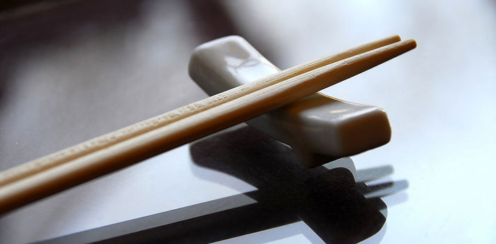 how to clean wooden chopsticks
